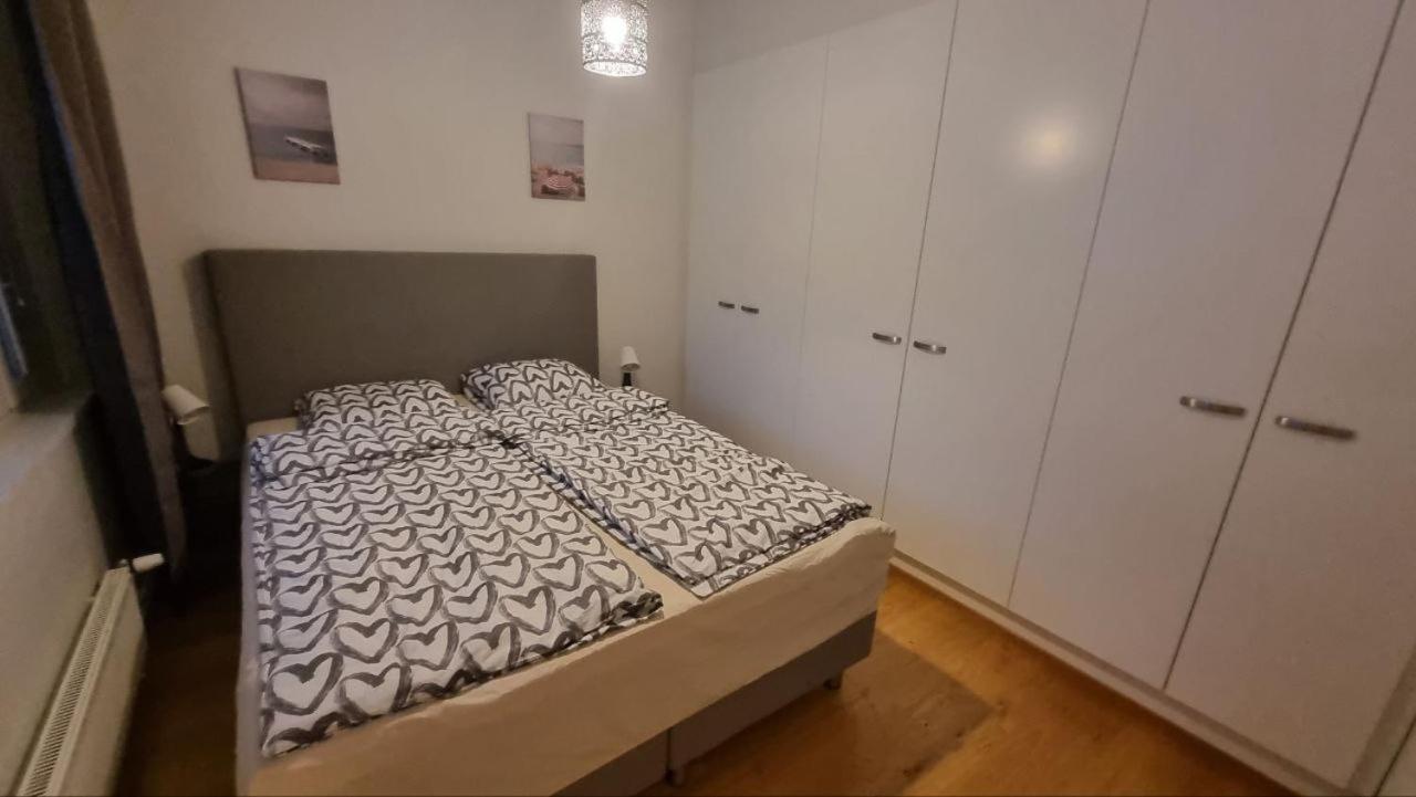 Aa Apartments Saariniemenkatu Helsingfors Exteriör bild